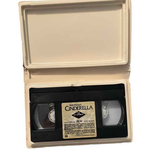 Walt Disney’s Retro/Vintage VHS Tape: “Cinderella.” Released in 1950. - Picture 4 of 5